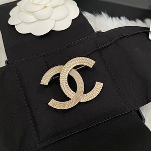 Chanel 22P Golden Brooch